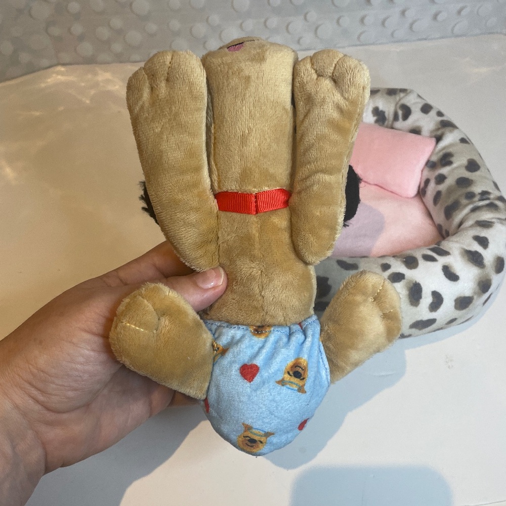 Pound Puppy 🐶 Newborn with dog bed - Picture 7 of 11